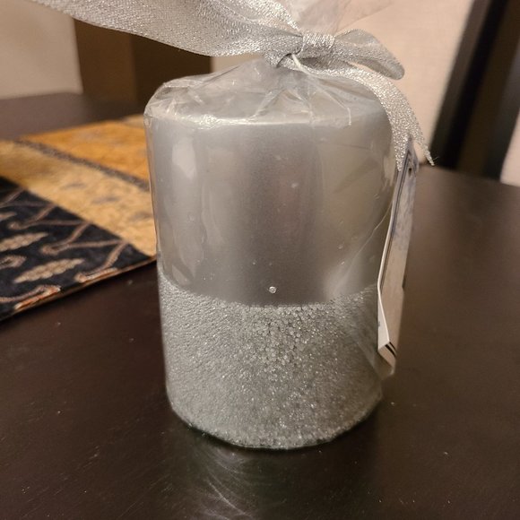 Grey Pillar Candle - Picture 1 of 3